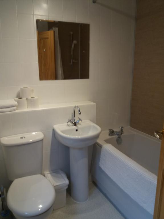 Villa House For Groups & Contractors Kilmarnock Esterno foto