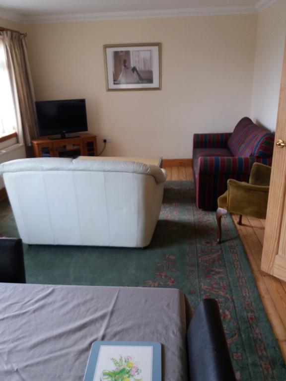 Villa House For Groups & Contractors Kilmarnock Esterno foto
